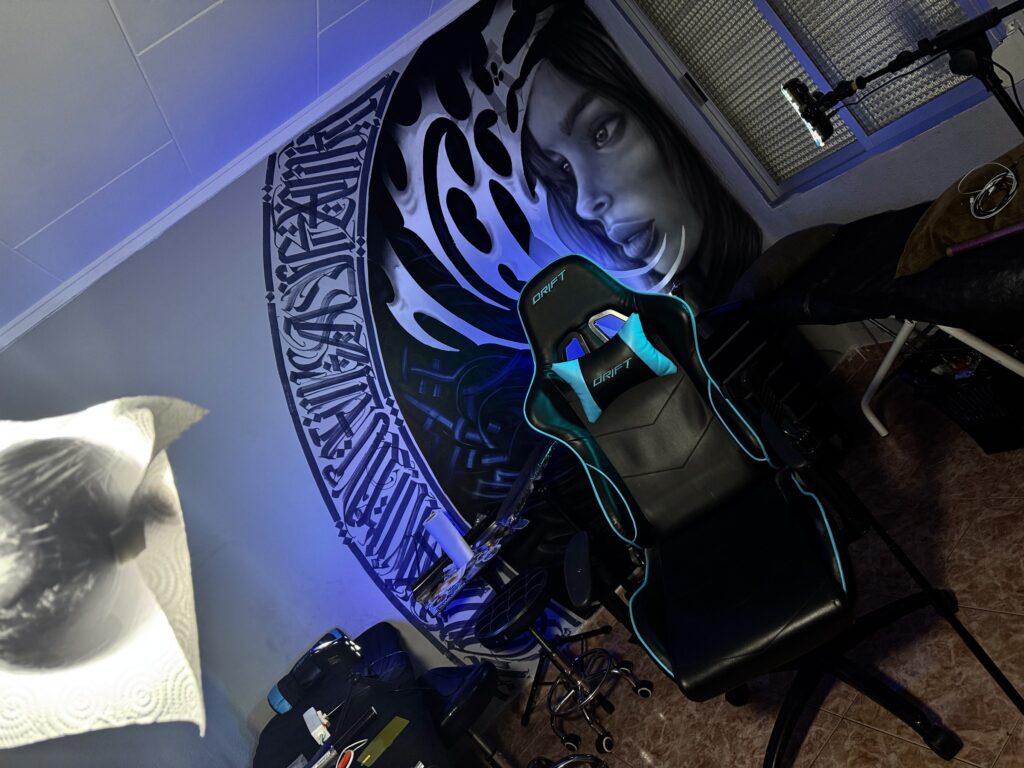 Leonardo Trillos - Tatuador profesional en Aldaia, Valencia