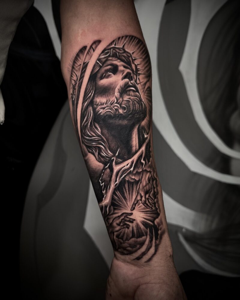 Composicion oscura - Leo Trillos Tattoo